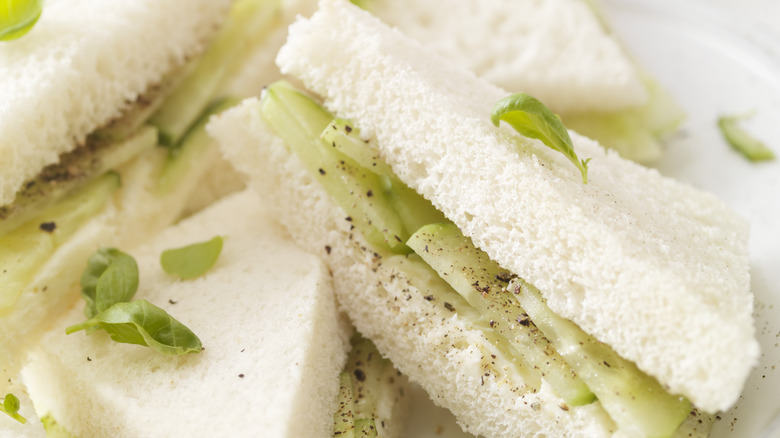 cucumber sandwich triangles