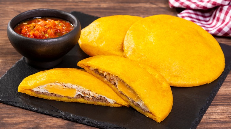 Colombian arepas and huevo