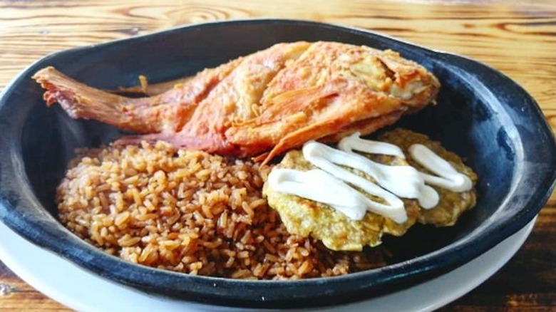 Colombian coconut rice with fish