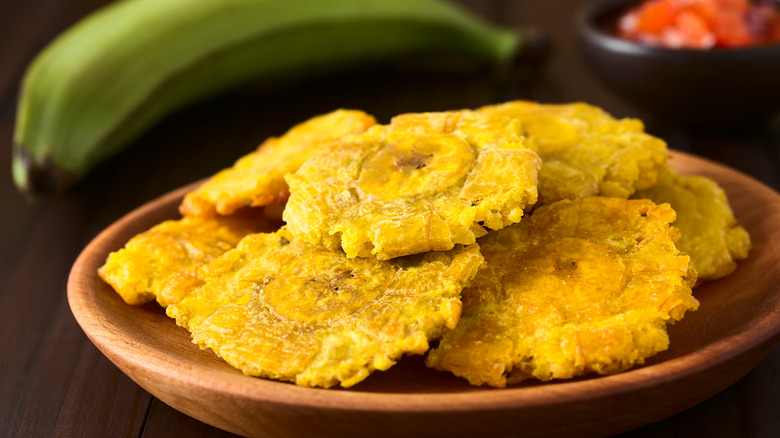 Twice-fried green plantains