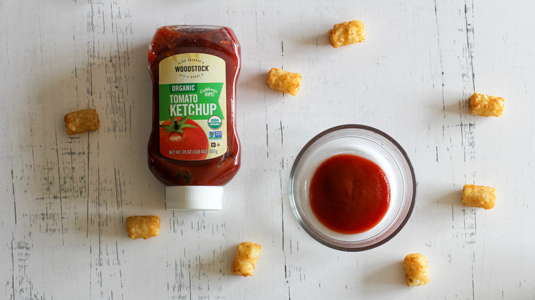 Woodstock ketchup with tots