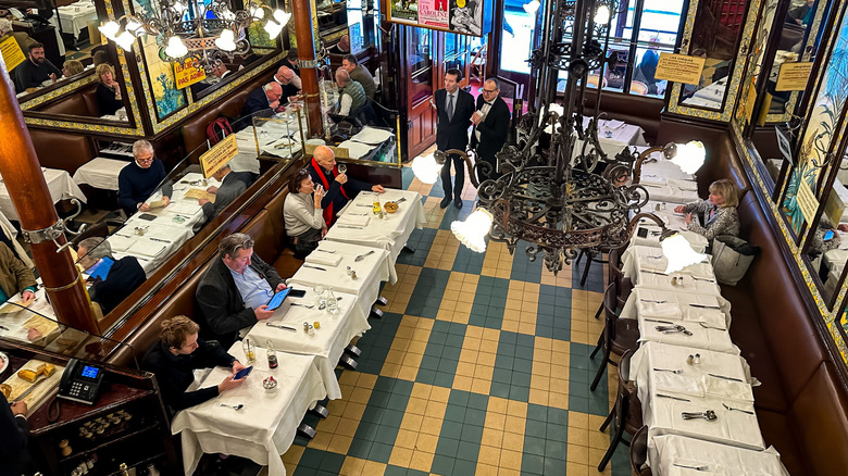 Brasserie Lipp interior with customers eating