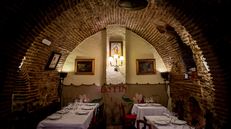 Restaurant Botin inside dining area with stone ceiling