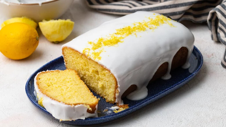 Lemon buttermilk pound cake