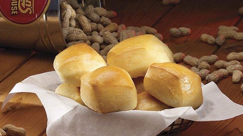 Logan's Roadhouse yeast rolls product shot