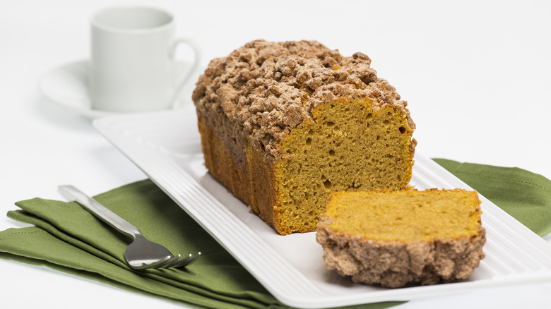 Pumpkin streusel bread on plate