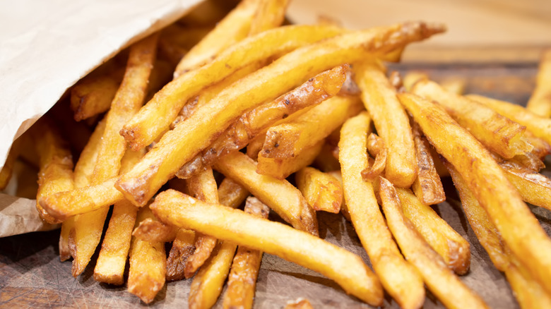 French fries with skin on