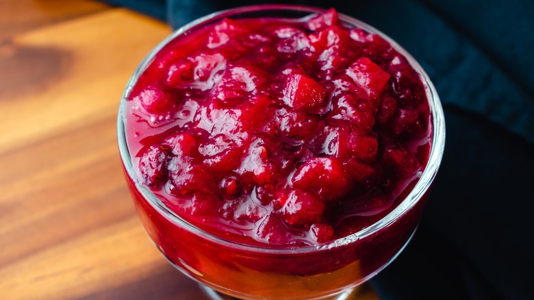 Thick and chunky cranberry sauce