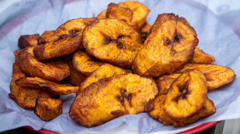 Ripe African plantain slices