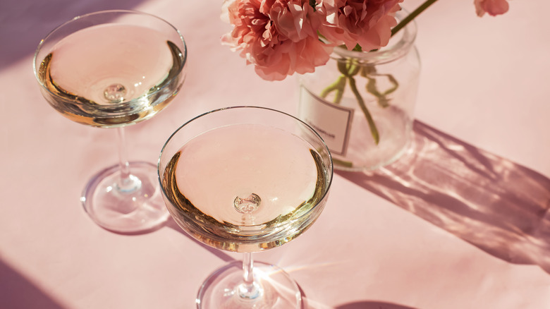 sparkling wine coupes