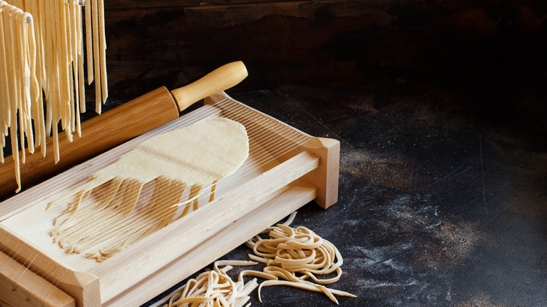 Spaghetti alla chittara strands instrument