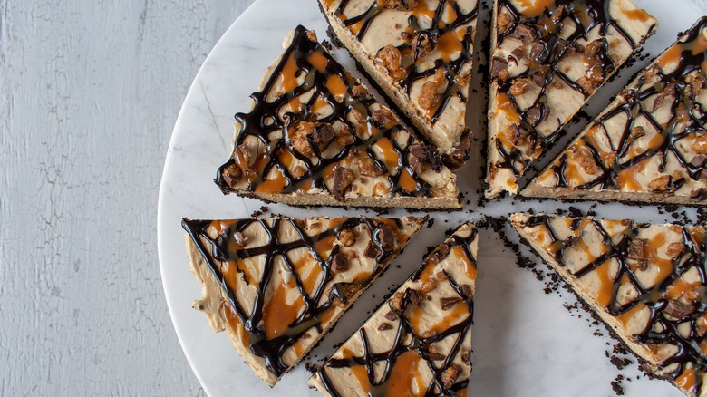 Peanut butter pie