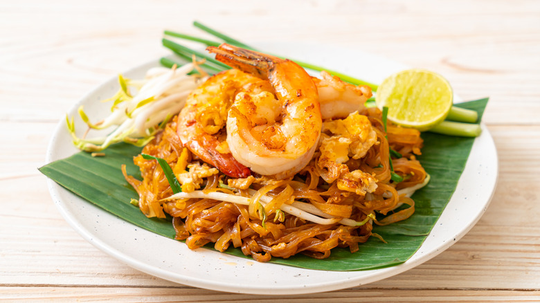 Pad Thai on plate