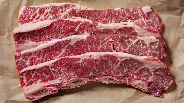 Raw beef short ribs