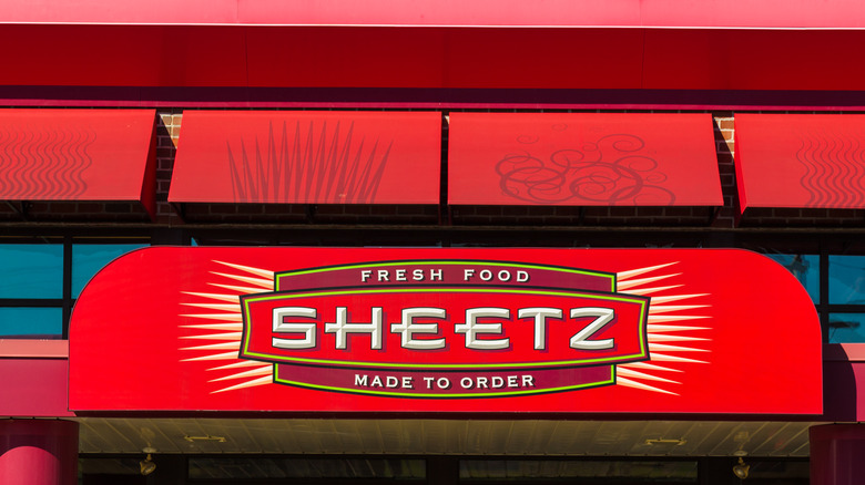 Sheetz exterior sign