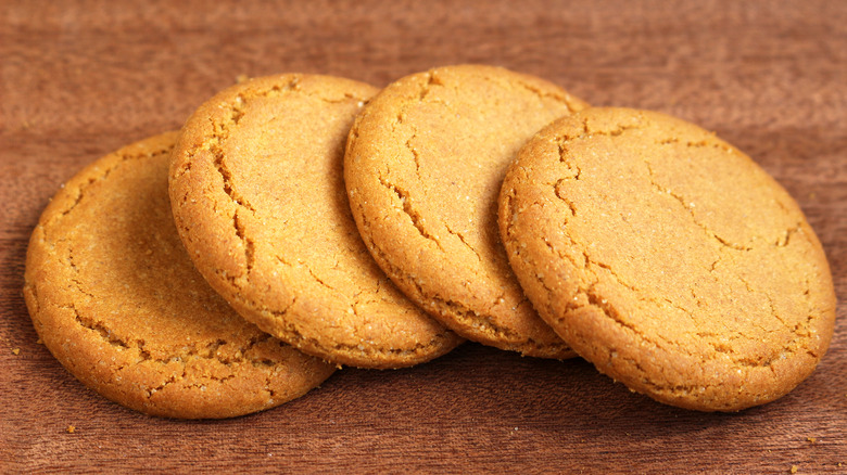 Ginger snap cookies