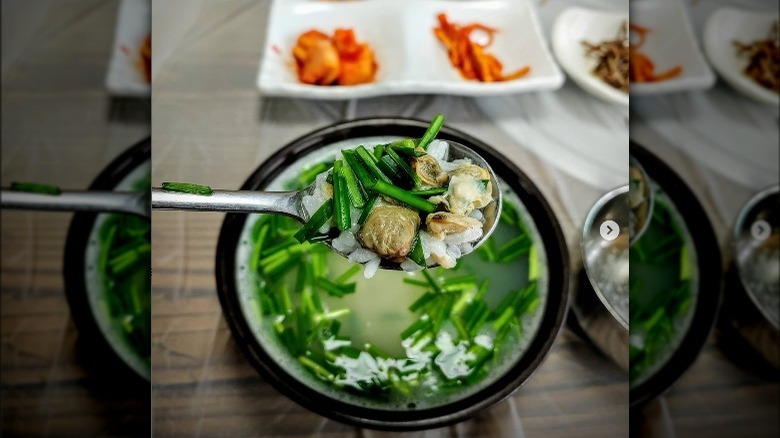 Bowl of jaecheop-guk 