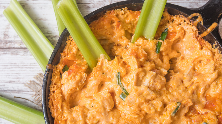 Buffalo chicken dip skillet