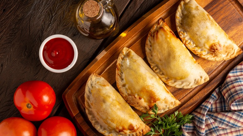 A tray of Argentina empanadas