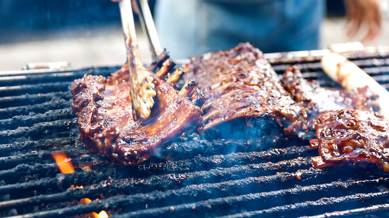 Glazed ribs on grill