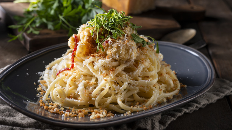 Pasta with toasted breadcrumbs