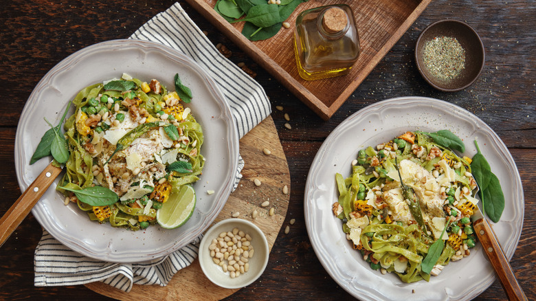 Pasta dish with roasted corn