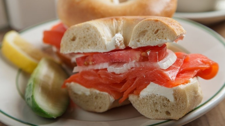 Smoked salmon on a bagel 