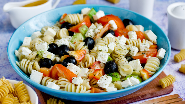 Greek pasta salad feta cheese