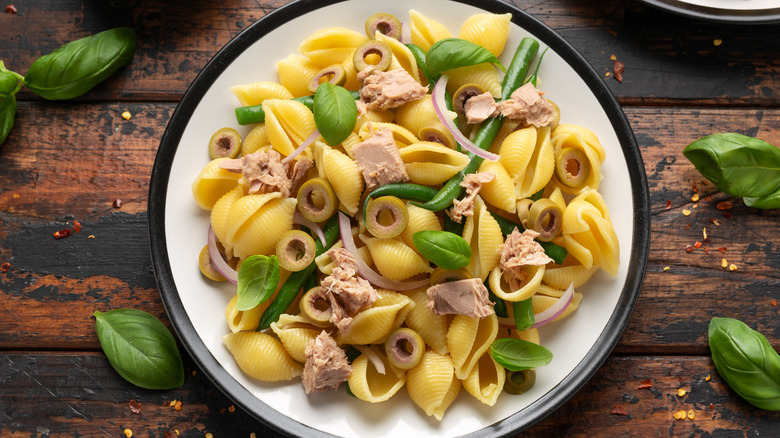 pasta salad with tuna