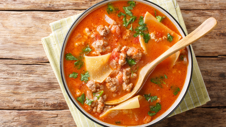 Tomato based lasagna soup