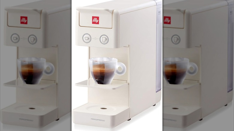 Illy Y3.3 Espresso Machine