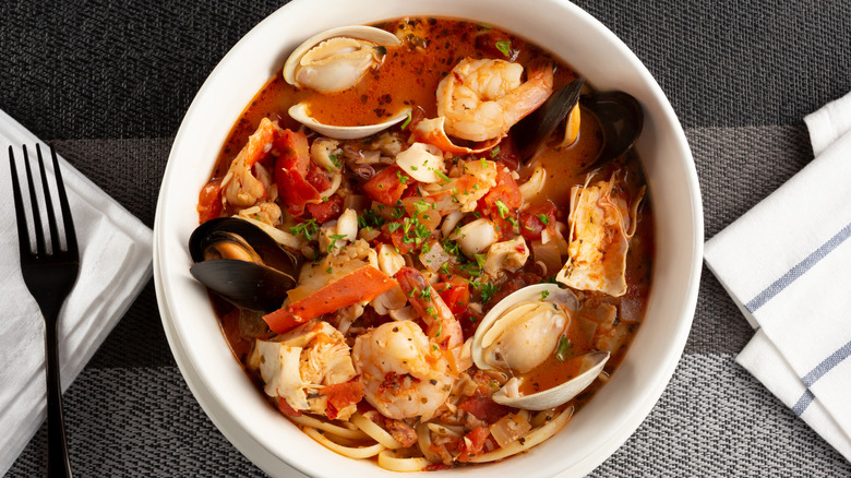 A bowl of cioppino
