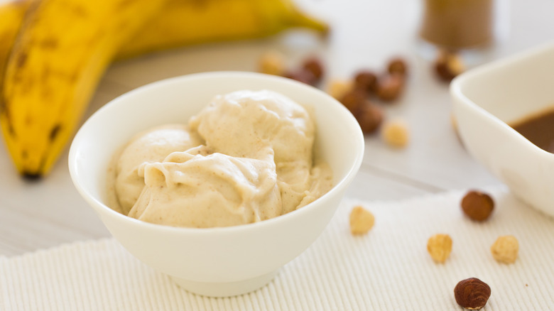 Banana nice cream