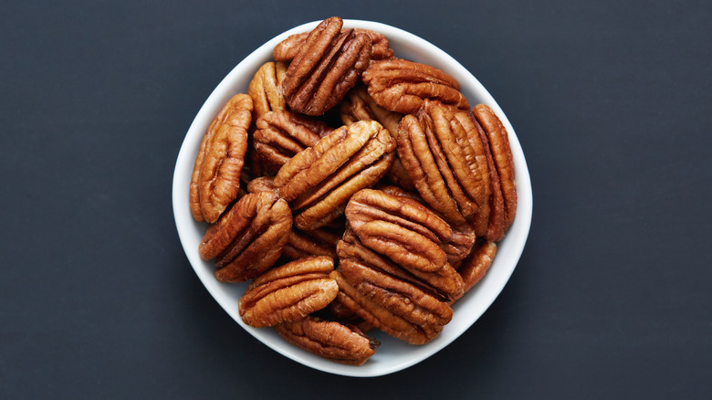 Bowl of pecans