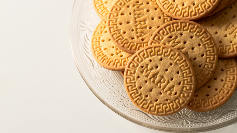 tray of marie biscuit cookies