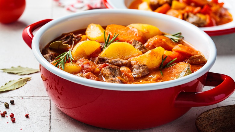 Beef stew with carrots 