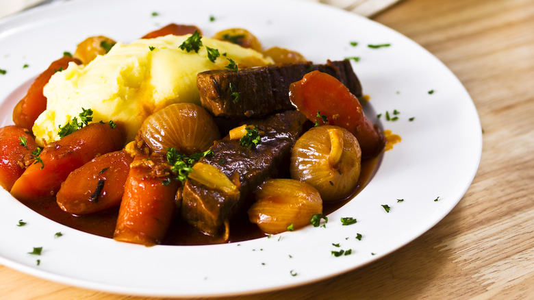 Boeuf bourguignon with mashed potatoes