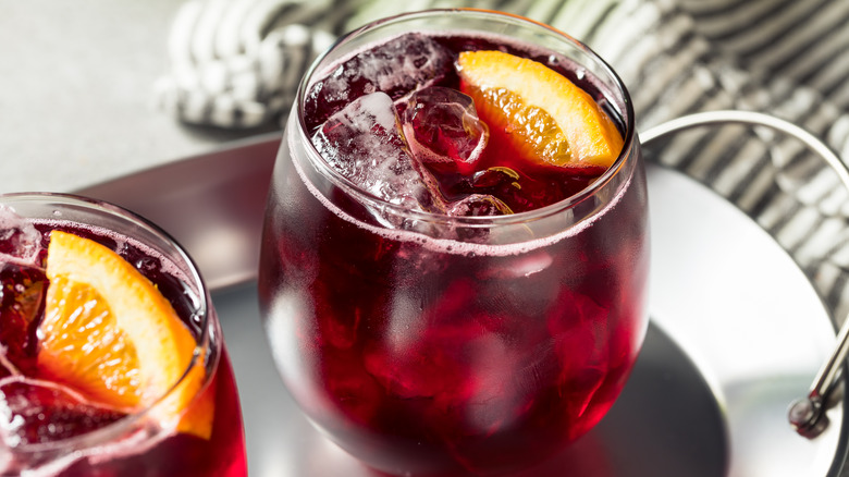 red wine spritzer cocktail