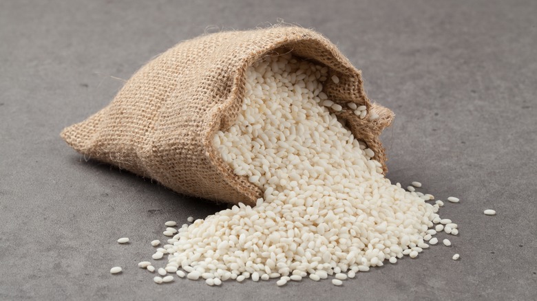 bag of glutinous rice 