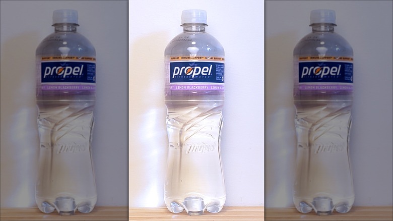 Propel immune support bottled water