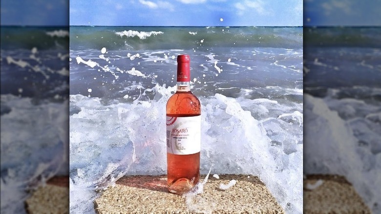 Salice Salentino DOP rosado wine