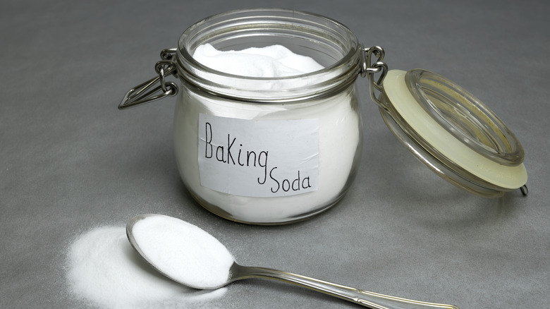 jar of baking soda