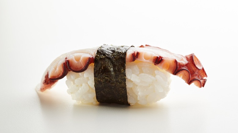 Octopus nigiri