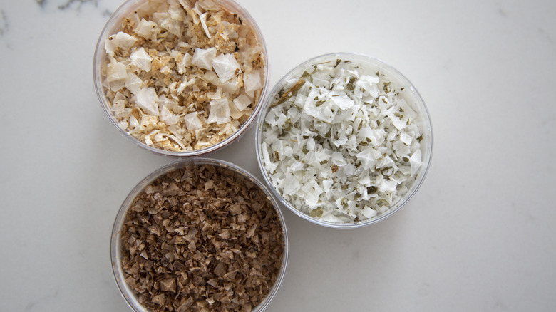 Various flavored salts