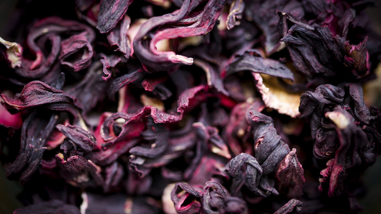 Dried hibiscus flowers