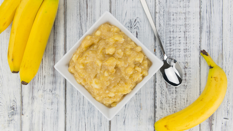 Bowl of mashed bananas