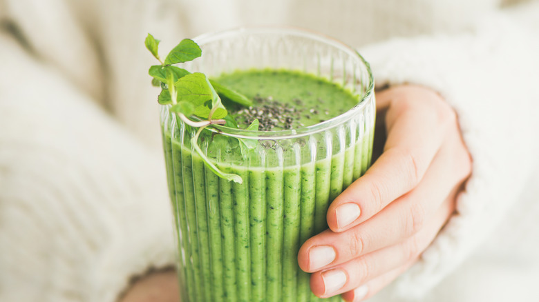 green matcha smoothie