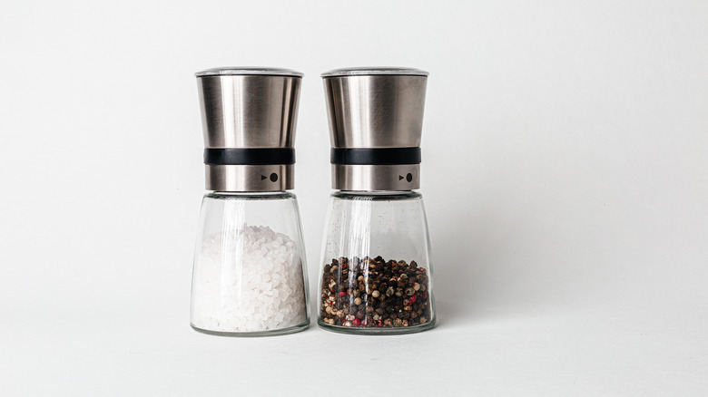 salt pepper grinders white background