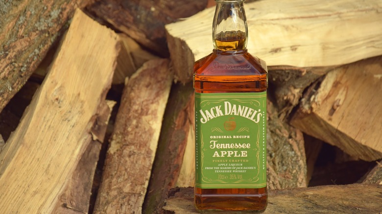 Jack Daniel's Tennessee Apple wood background