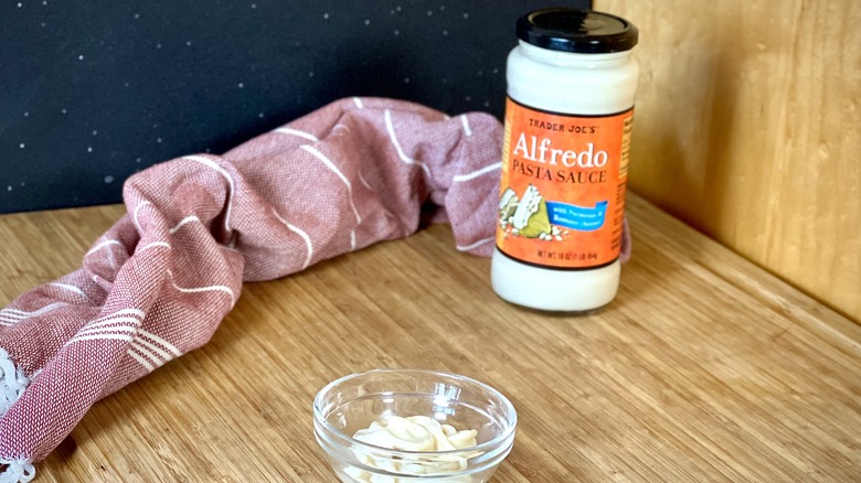 Trader Joe's Alfredo Pasta Sauce